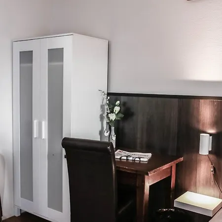 't Welink Hotel *